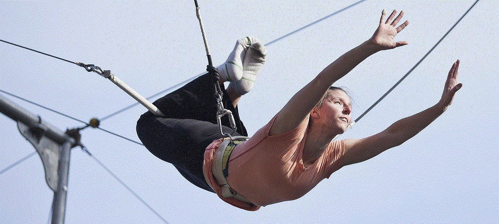 Outdoor Flying Trapeze Classes Offered in Philadelphia
