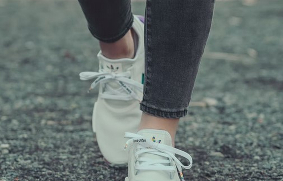 Fashion Sneakers for Women That Dont Skimp on Comfort