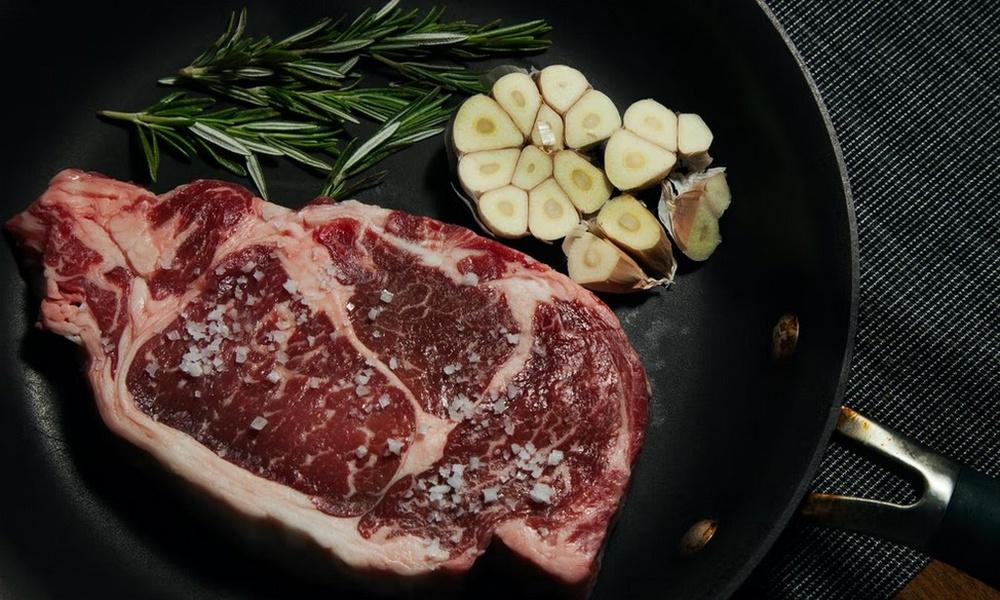 What is Pittsburgh-Style Steak